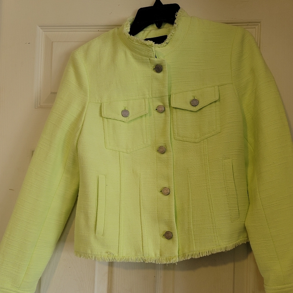Jacket - Picture 2 of 4